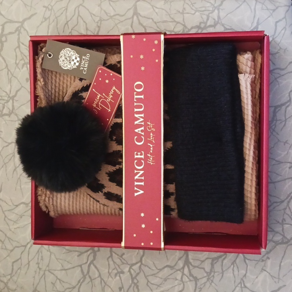 NWT Vince Camuto Hat and Loop set